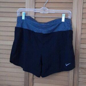 Nike Black & Grey Dri-Fit 3 Pocket Running Shorts Size Medium